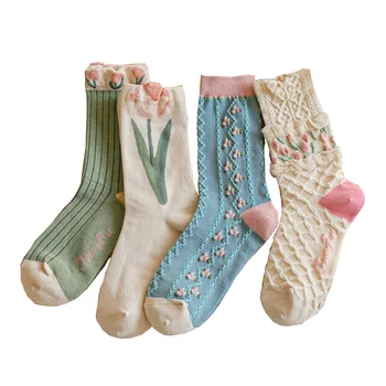 3D Sevimli Çiçekler Orta Tüp Çorap Bayan Moda Uzun Sonbahar Kış Yumuşak Pamuklu Çorap Kadınlar İçin Kawaii Kız Tarzı Medias De Mujer