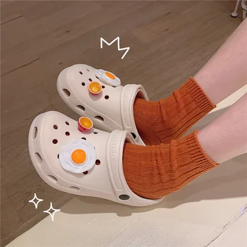 Karikatür Sevimli Croc Takılar Tasarımcı Moda Marka Tüm Maç Güzel Şık Ayakkabı Aksesuarları DIY PVC Anime Ayakkabı Takılar Croc
